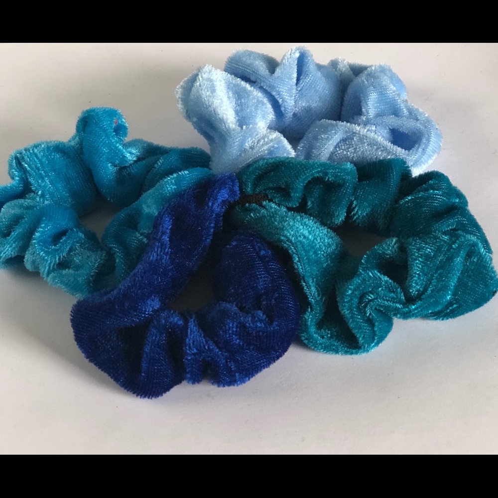 Set of four hair scrunchies